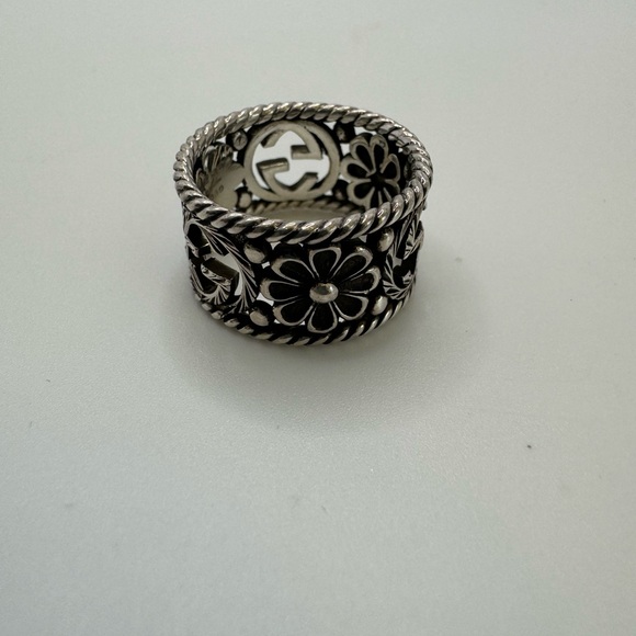 GUCCI INTERLOCKING SILVER RING - Picture 10 of 11